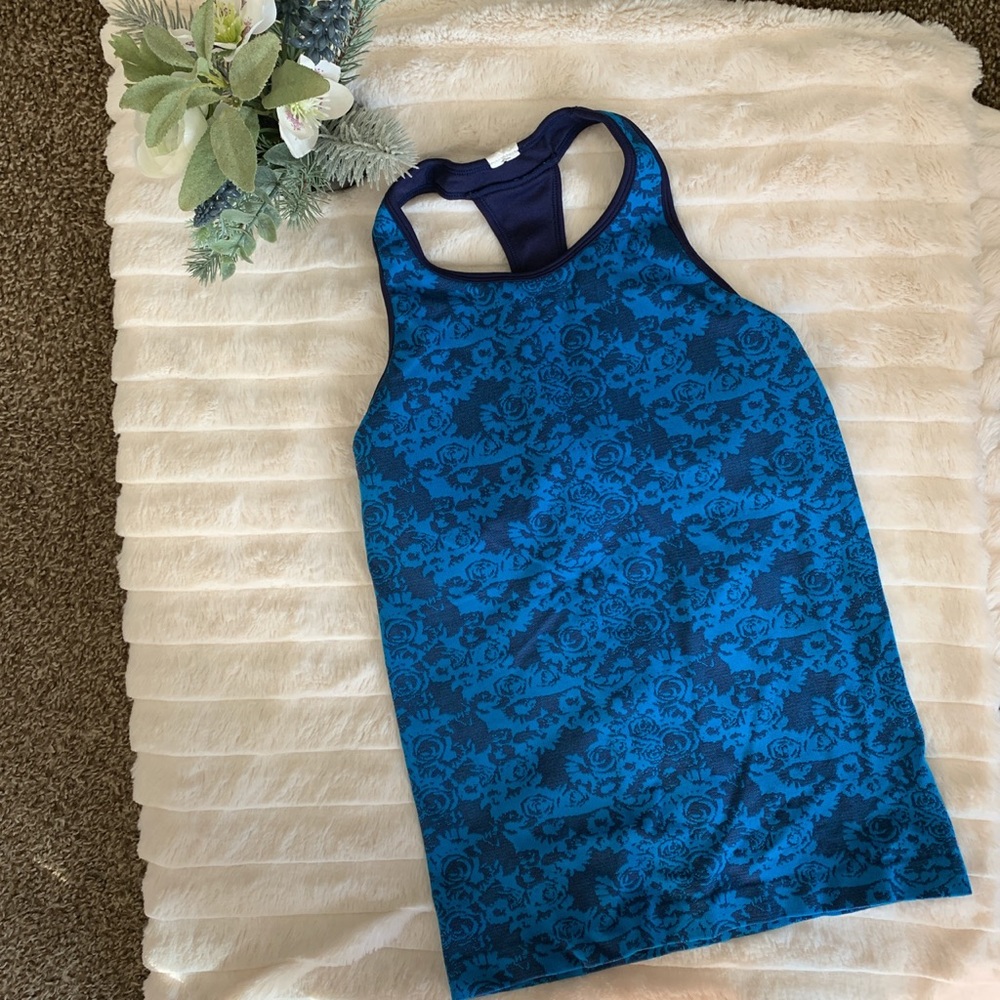 Fabletics Workout Top - image 1